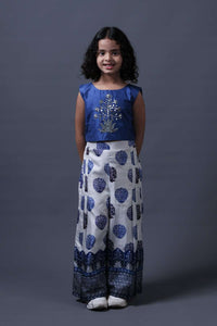 Neeli buti Hand Embroidered twinning set for  Father + Daughter + Son image 6