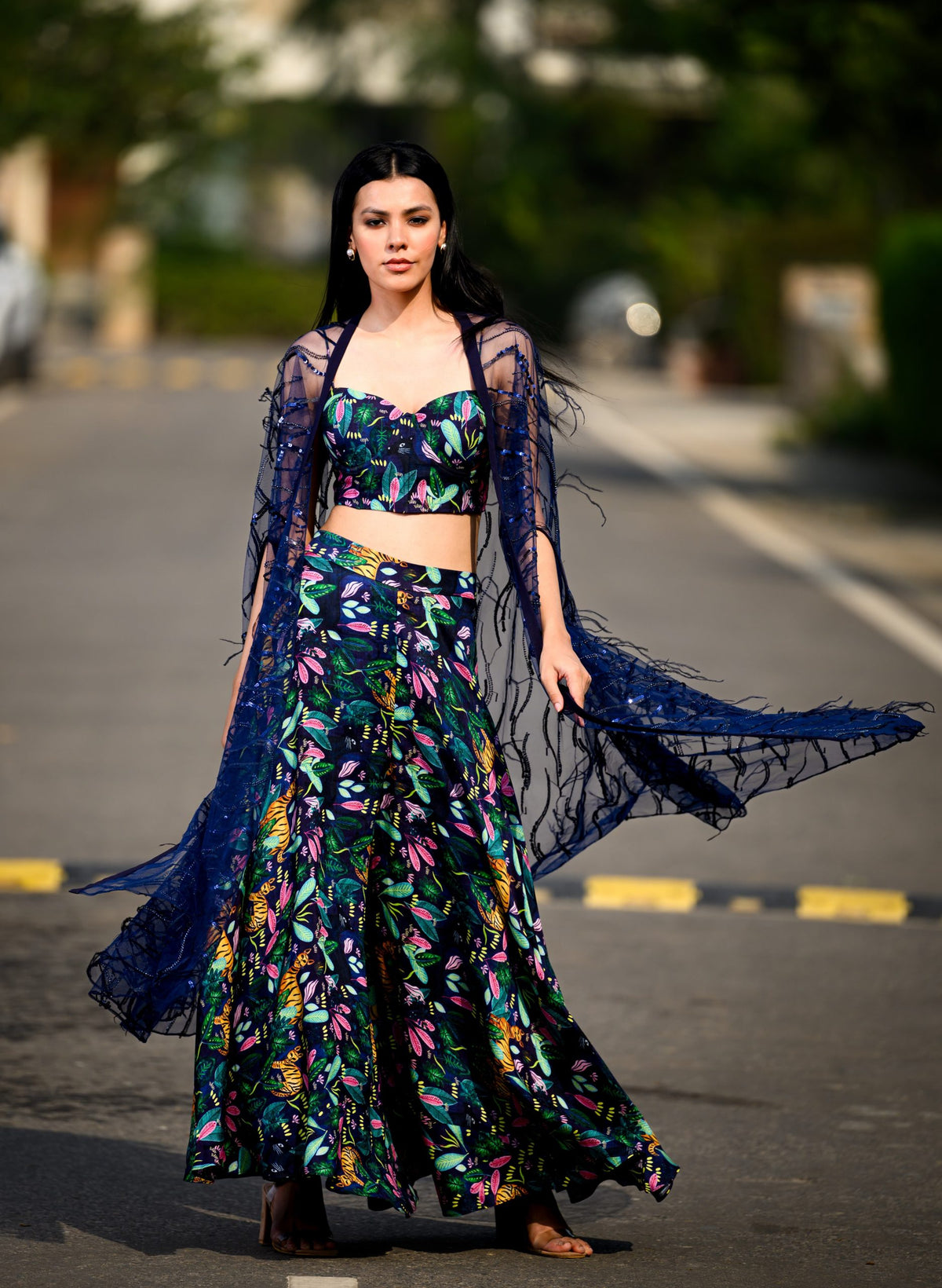 Bustier With Sharara And Feather Cape image 0