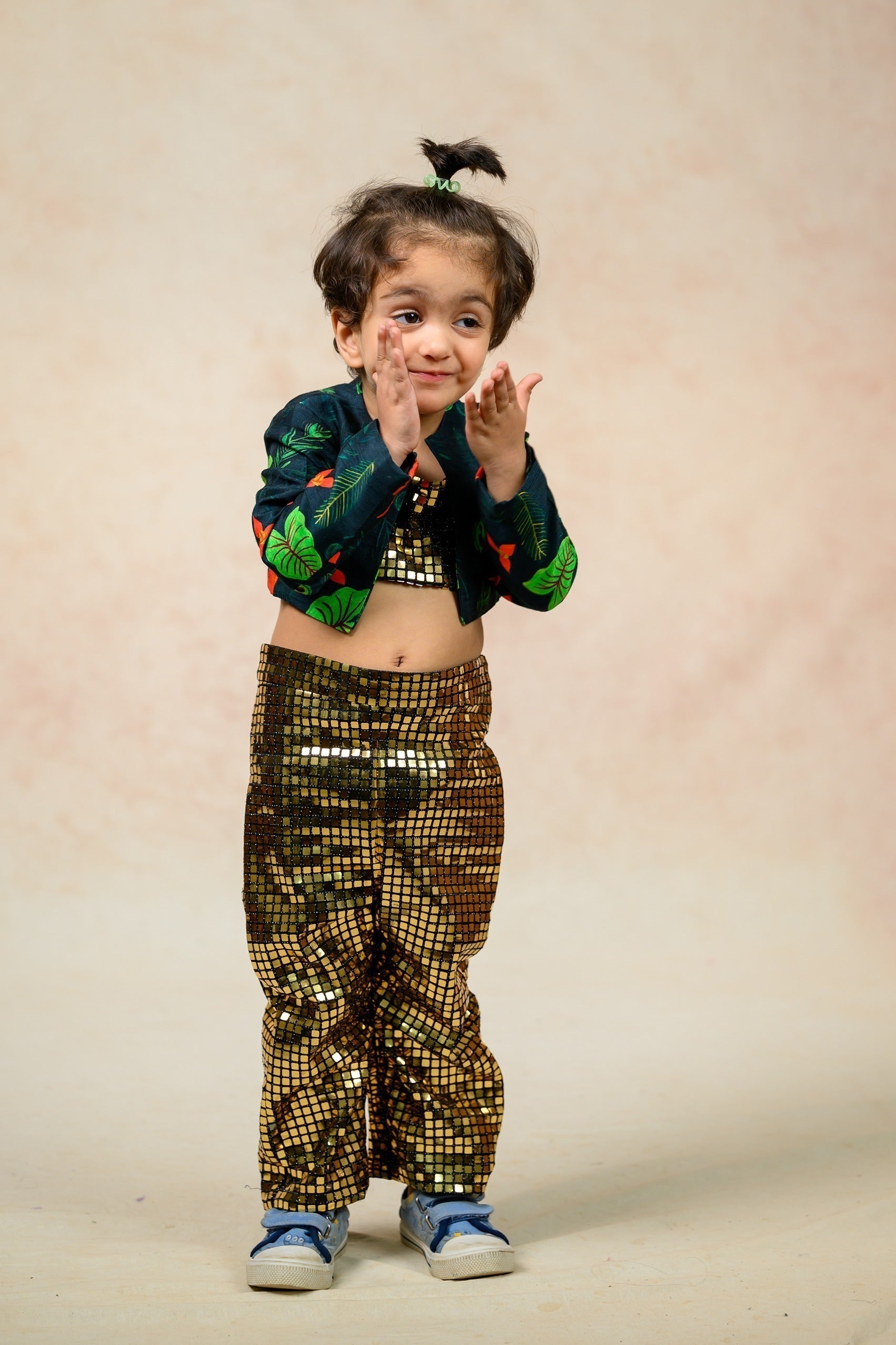 Tube Top With Pants image 9