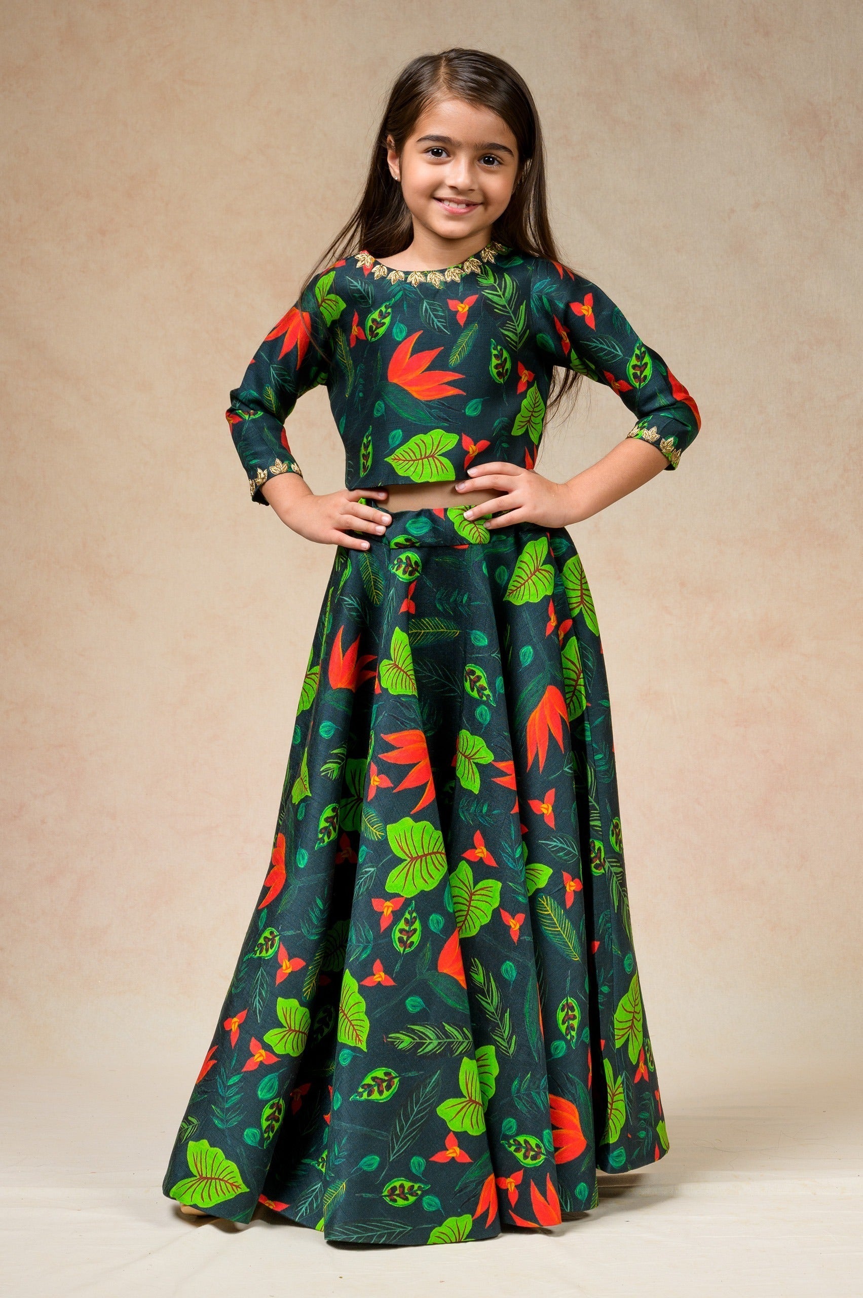 Hand embroidered Lily print twinning set for Sister + Brother image 4