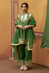 Mirror work hand embroidery green kurta set image 8