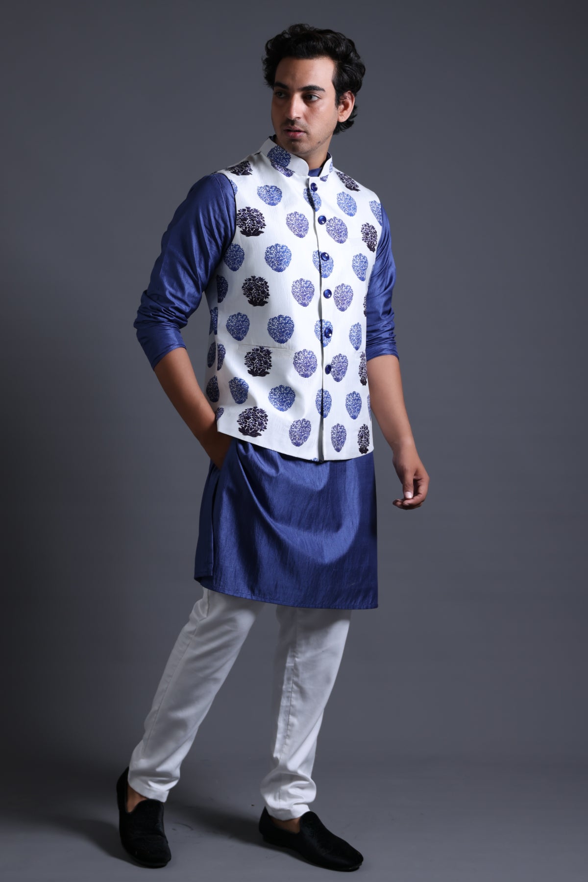 Aakar Nehru Jacket With Kurta Pyjama