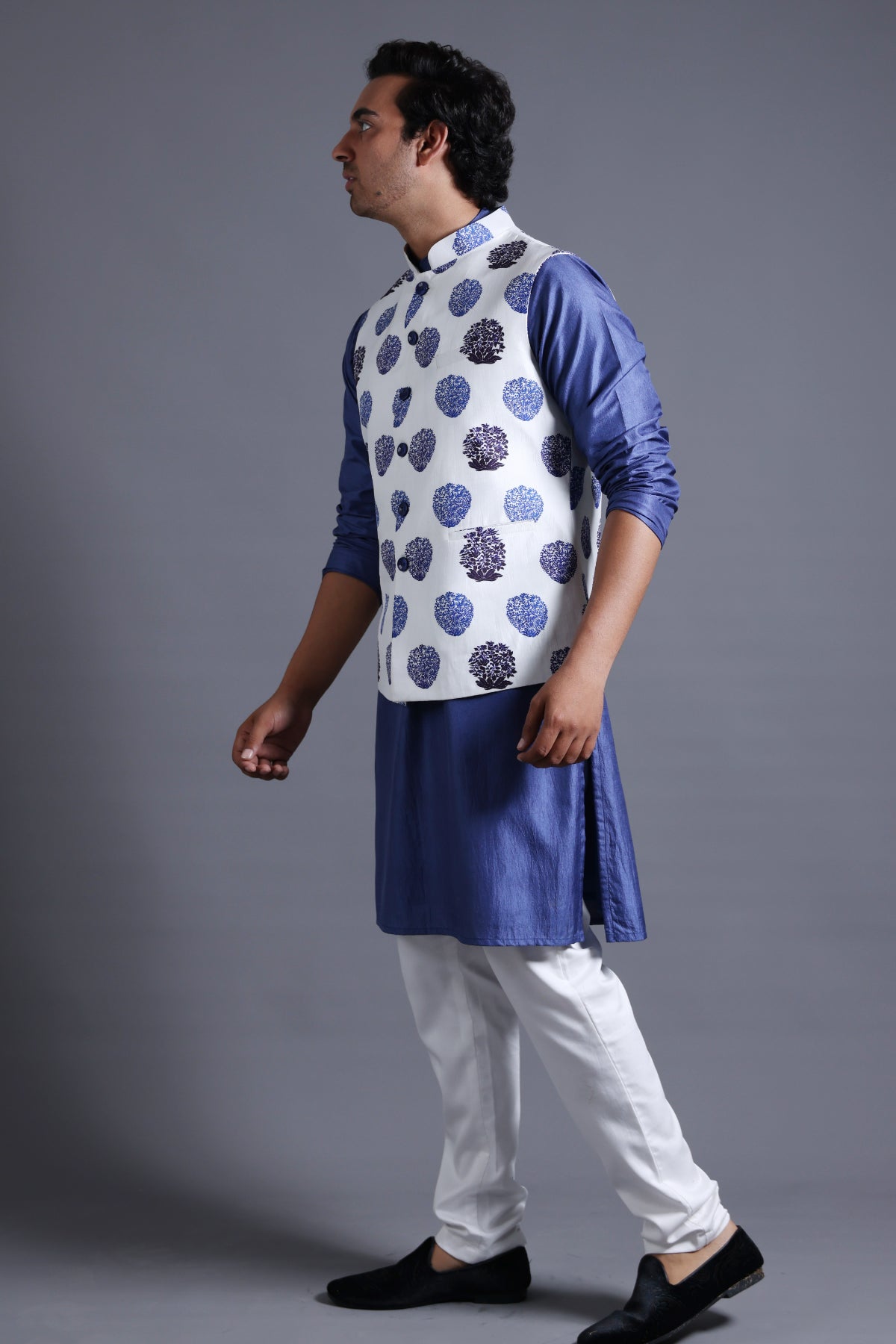 Aakar Nehru Jacket With Kurta Pyjama