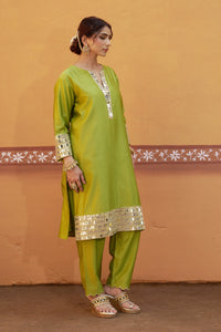 Aranya Green Chanderi Silk Mirror Work Kurta Set