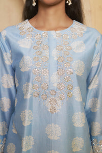 Chinar Hand Embroidered Kurta With Pant