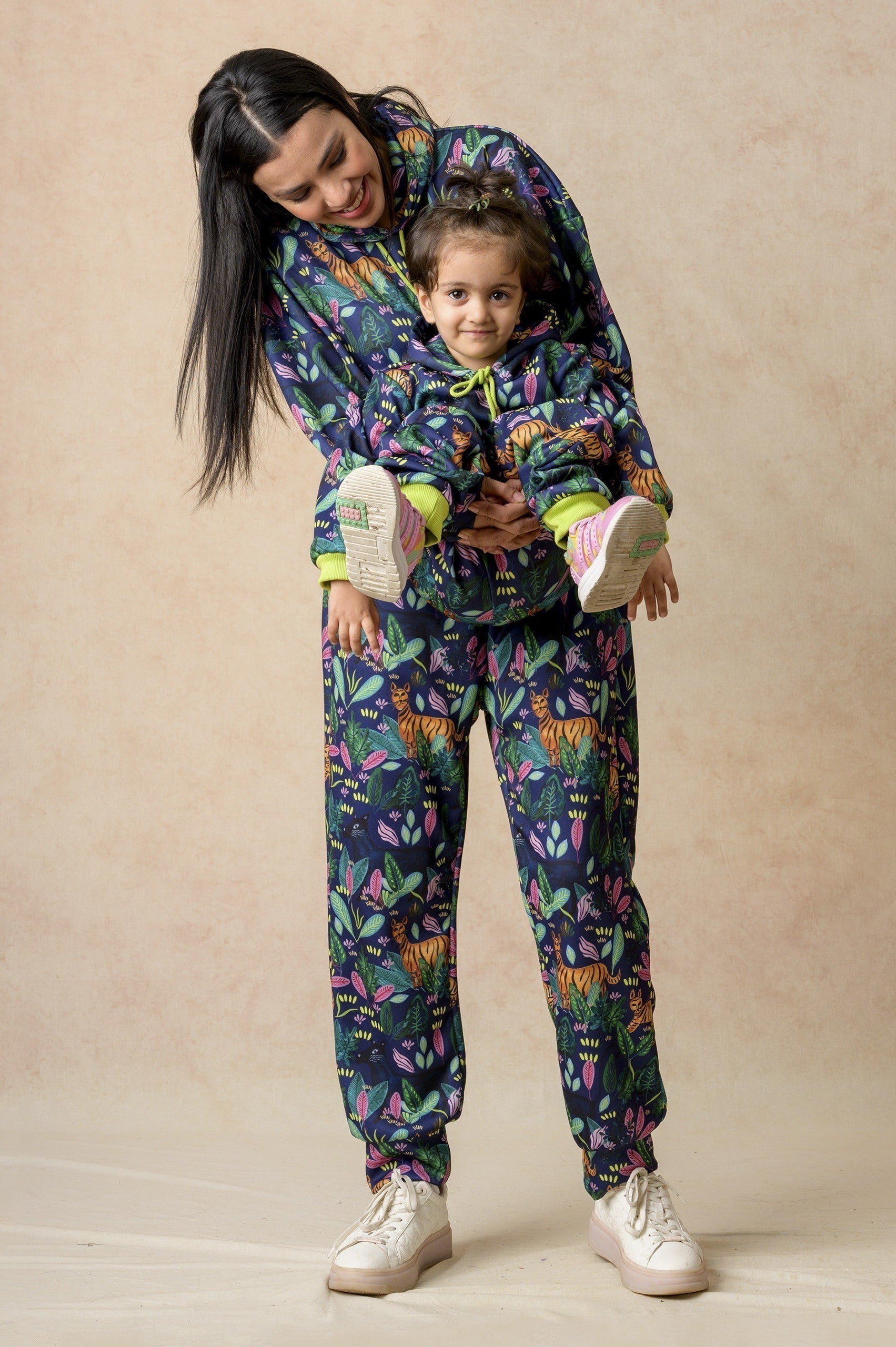 Jacket With Jogger twinning set for Mom + Daughter + Son
