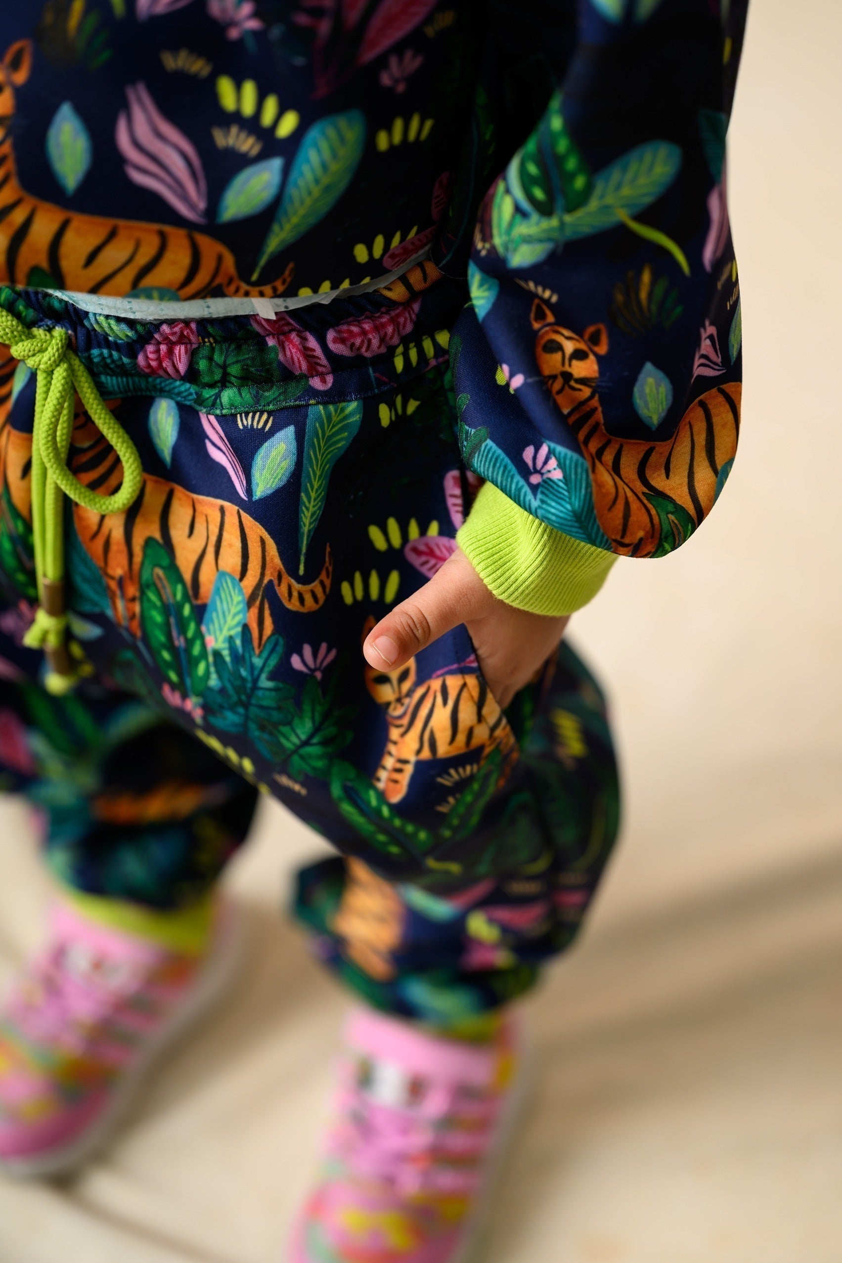 Jacket With Jogger twinning set for Mom + Daughter + Son