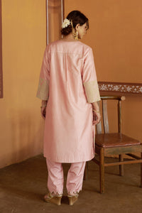 Komal Powder Pink Jari Mirror Work Kurta Set