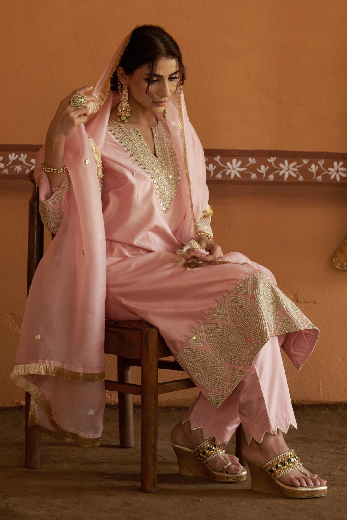 Komal Powder Pink Jari Mirror Work Kurta Set