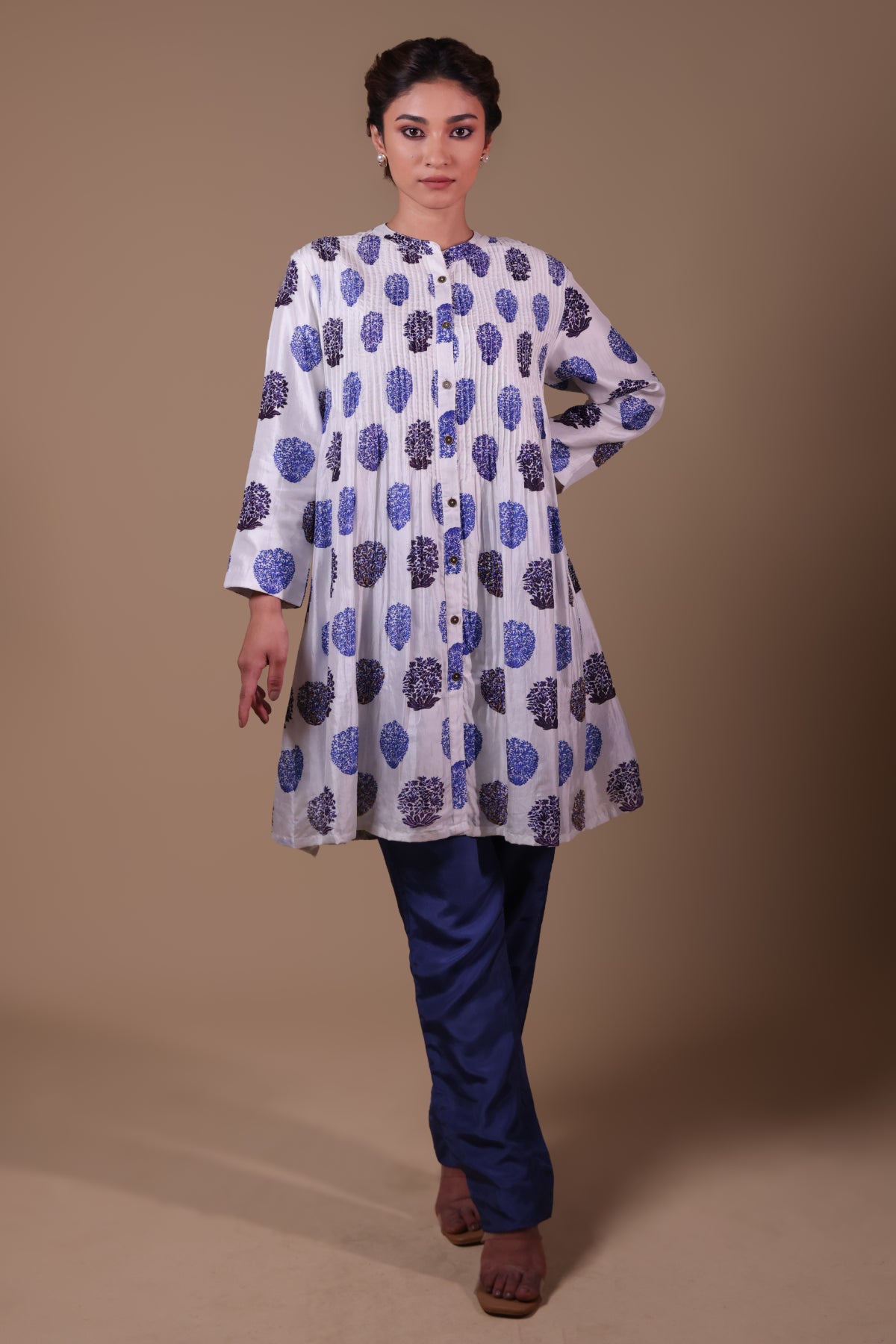 Pihu Hand Embroidered Pintuck Kurti With Pant
