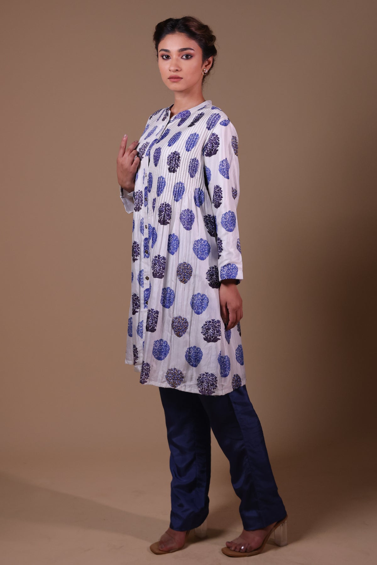 Pihu Hand Embroidered Pintuck Kurti With Pant