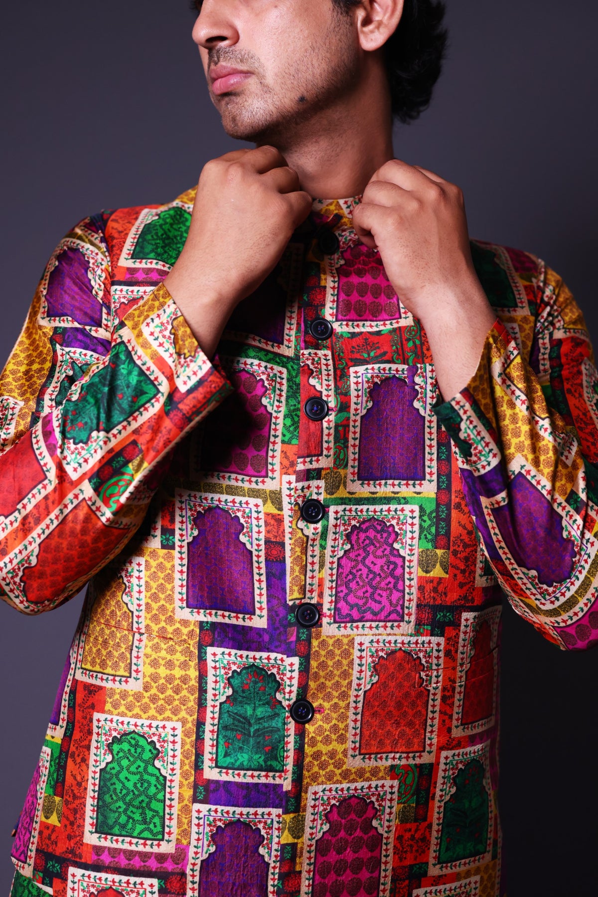 Stylish Jharoka Print Asymmetrical Kurta With Pants