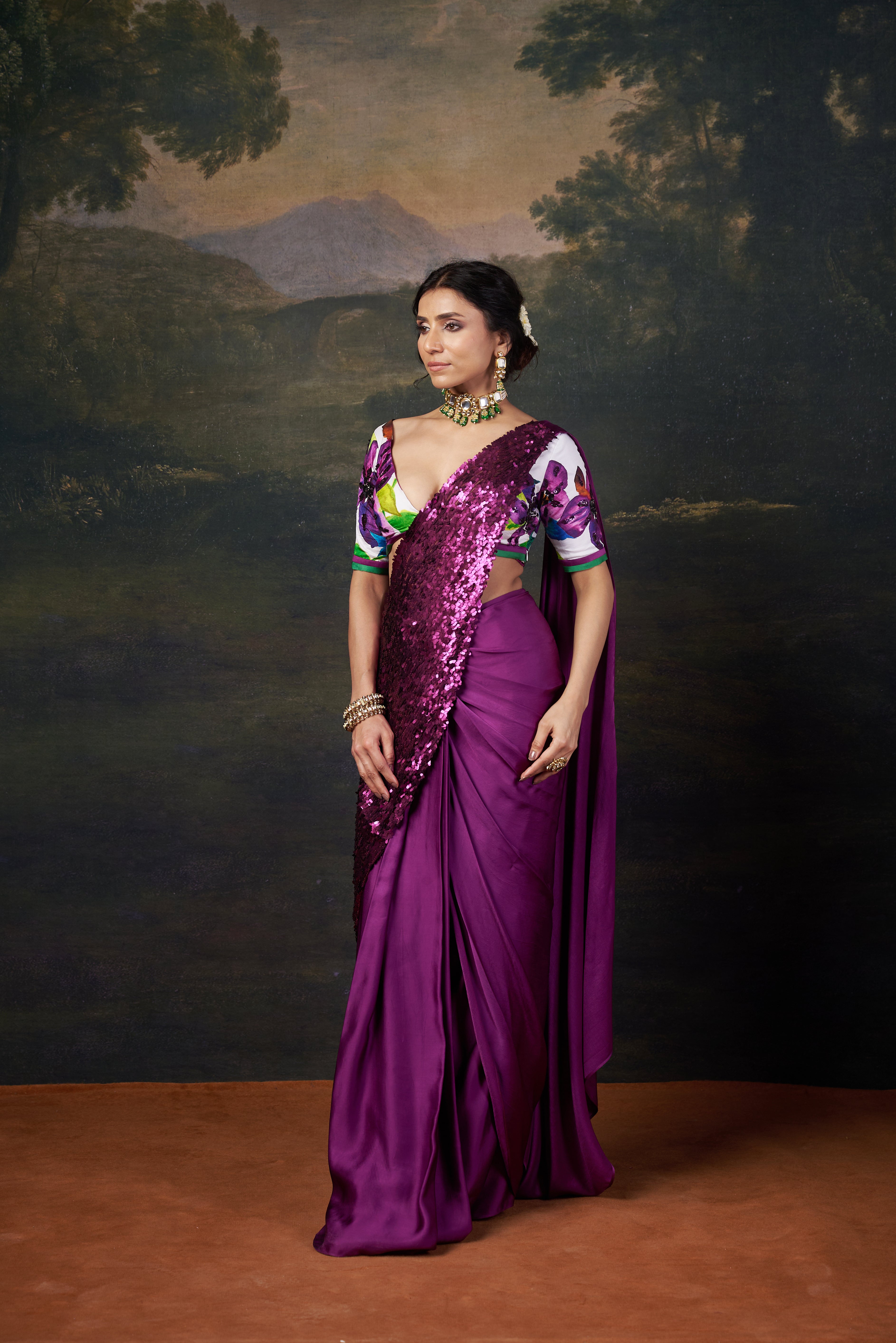 Celebrity Akshara Singh in our signature abstract big flower print saree