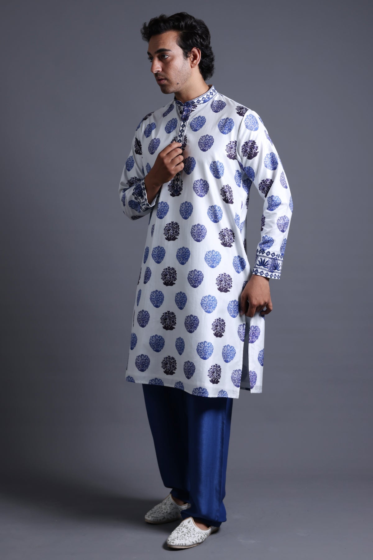 Vallab Hand Embroidered Buuti Print Kurta With Pyjama