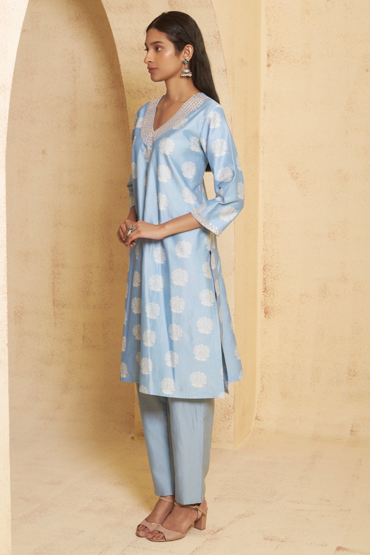 Vasanti Hand Embroidered Marori Work Kurta With Pant