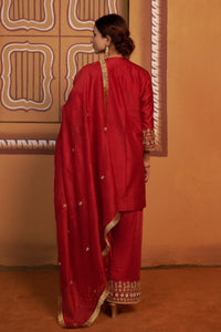 Raktima Zari Hand-Embroidered Kurta Set