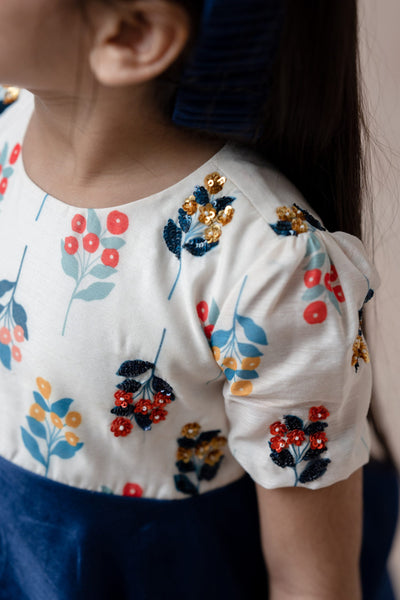 Handembroidered frock image 4