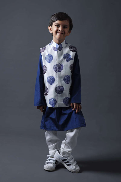 Neeli buti Hand Embroidered twinning set for Mom + Father  + Daughter + Son image 17
