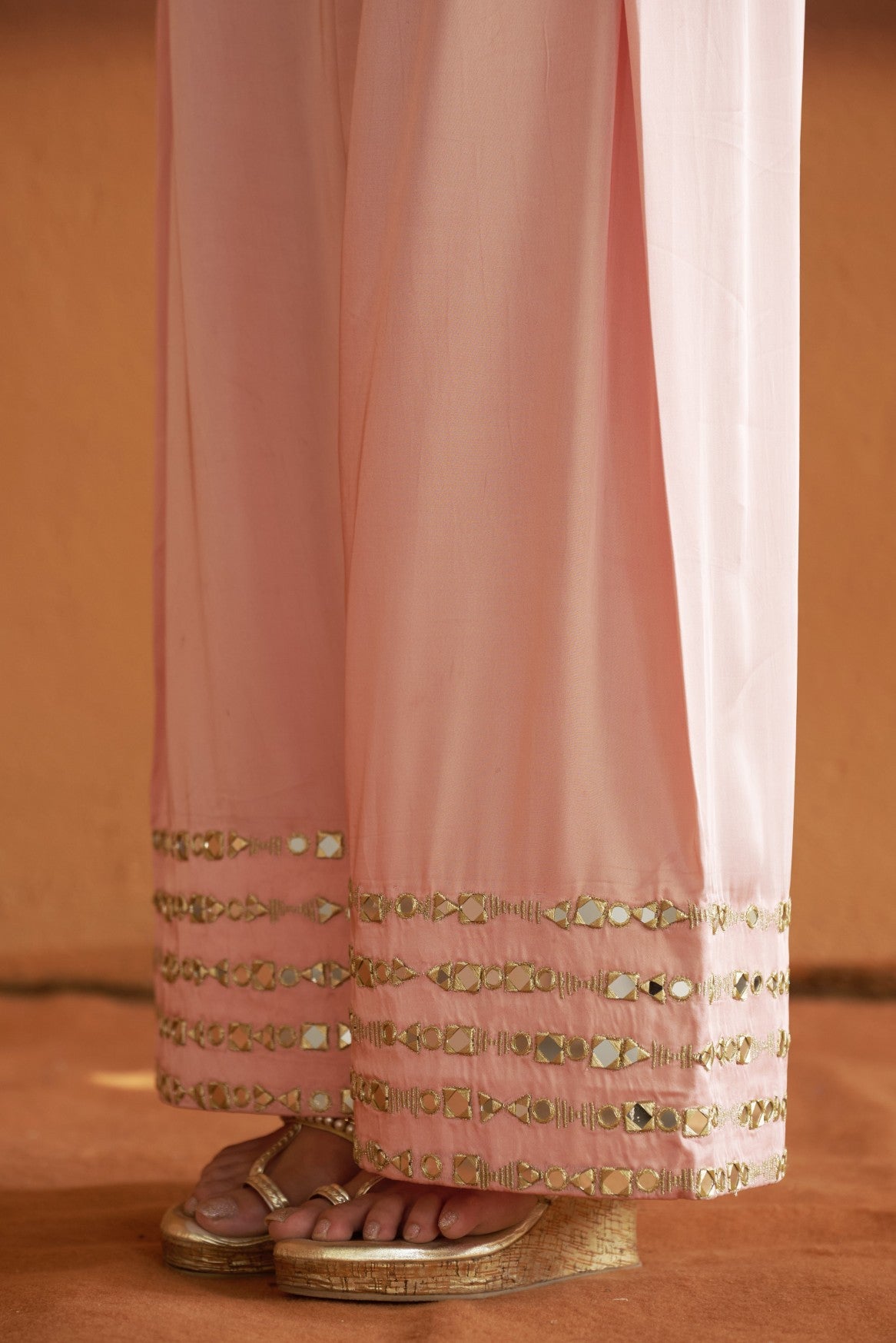 Pink short Logo kurta with broad pleated pants image 2