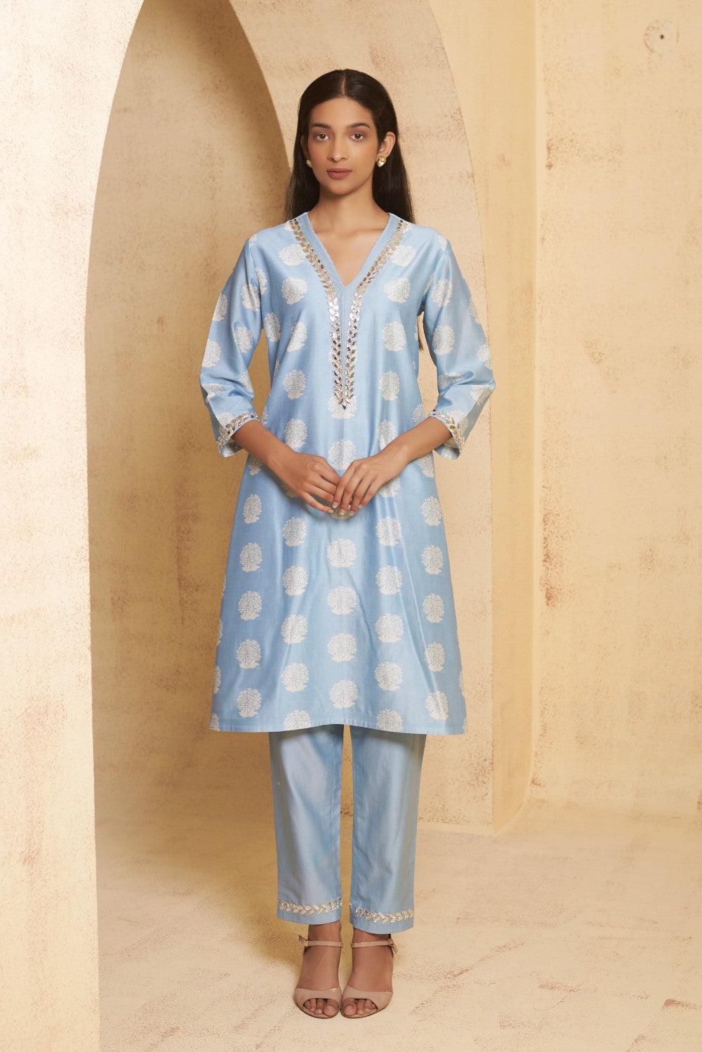 Hand Embroidered leatherite work kurta with pant image 4