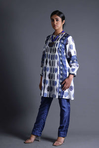 Neeli Buti Print twinning set for Mom + Daughter image 4