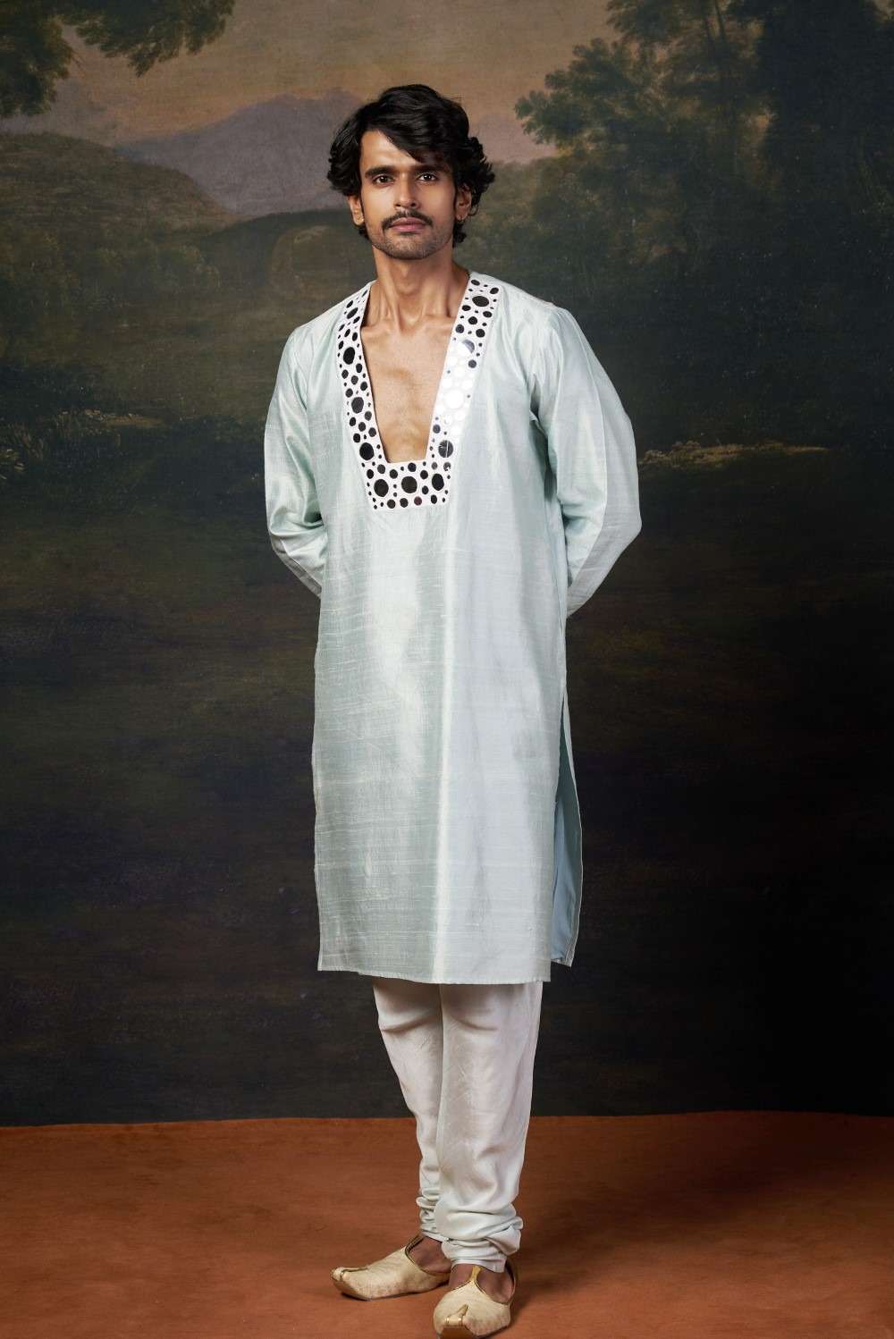 Embellished Mirror Work Kurta Set image 3