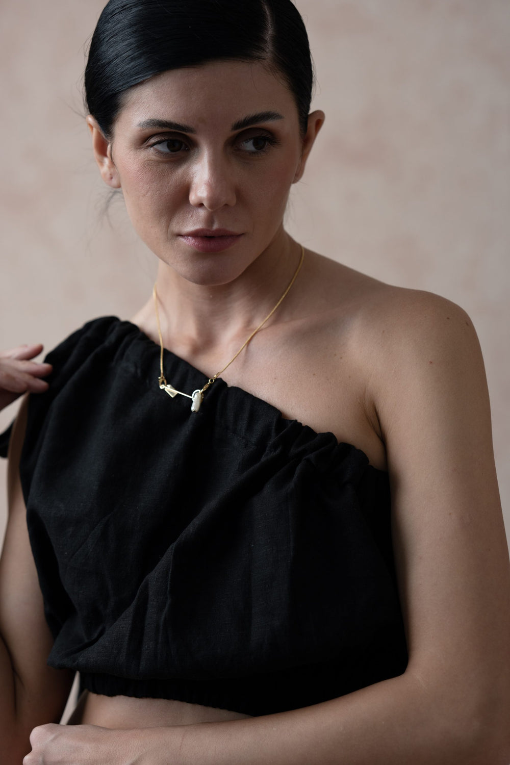 Black Pearl One-Shoulder Crop Top image 1