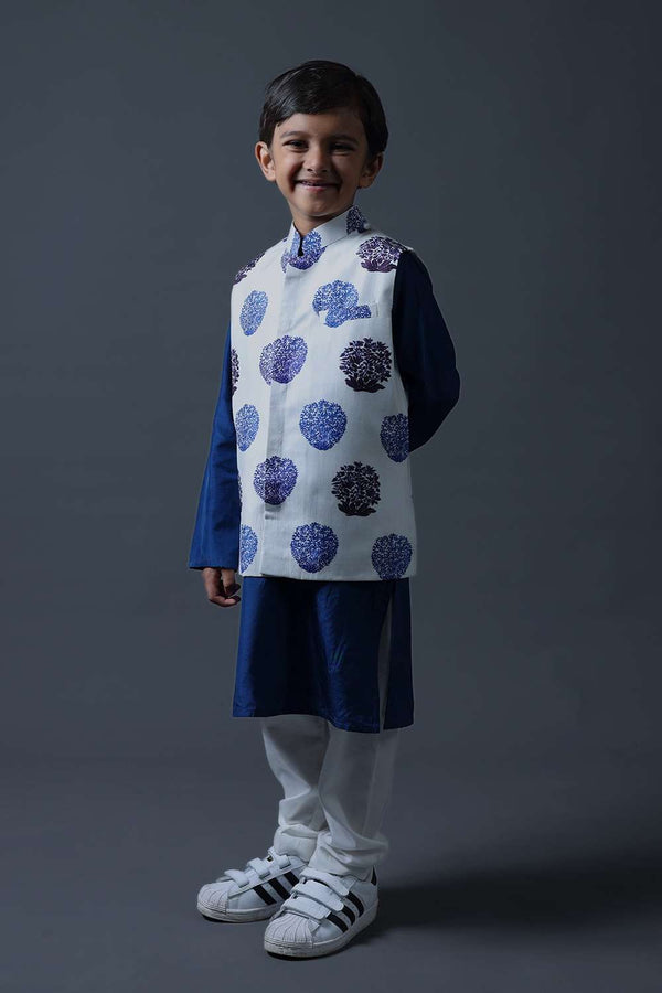 Neeli buti Hand Embroidered twinning set for Mom + Daughter + Son image 8