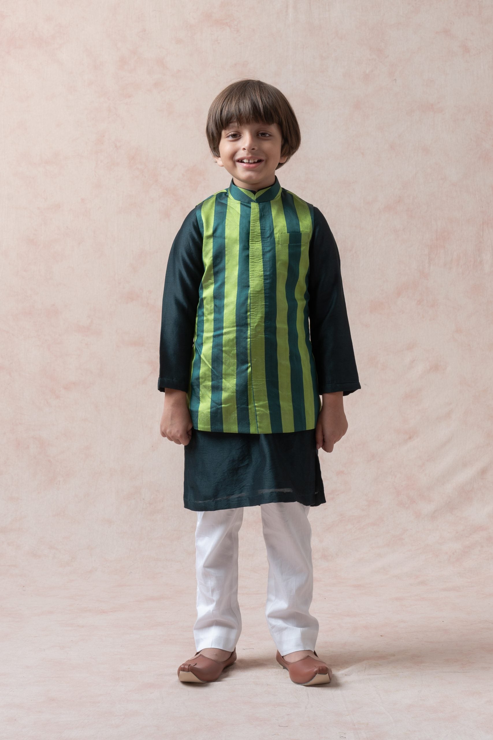 Tanchoi silk Nehru jacket with kurta, pyjama image 1