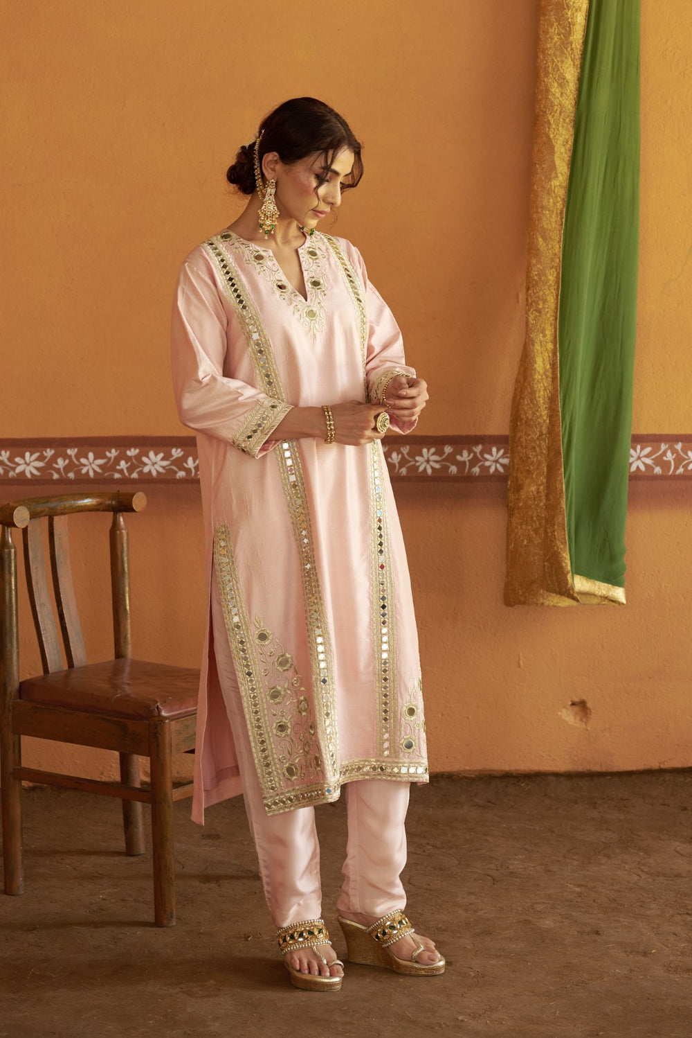 Mirror work jari princess line kurta set image 4