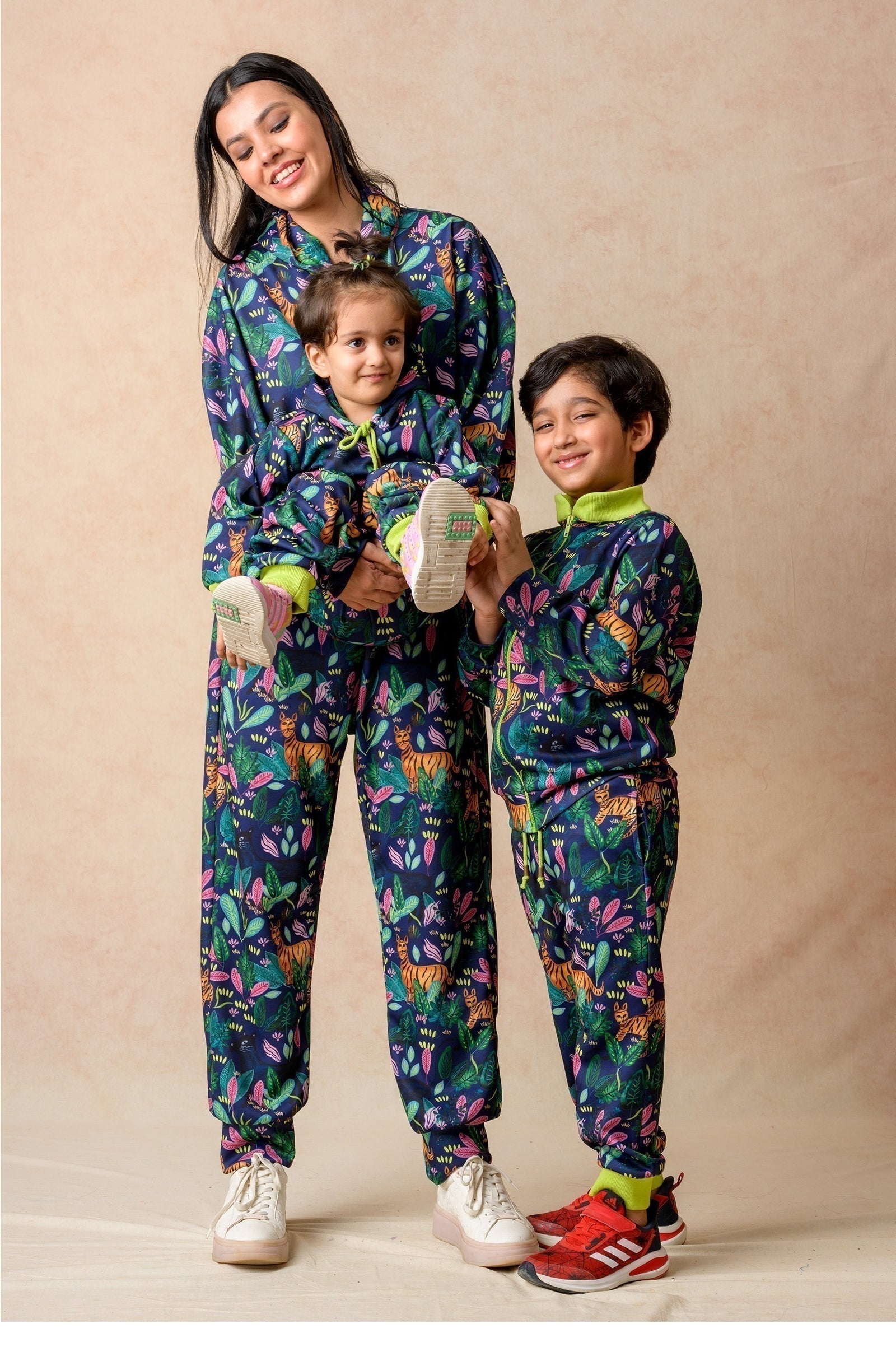 Jacket With Jogger twinning set for Mom + Son image 15