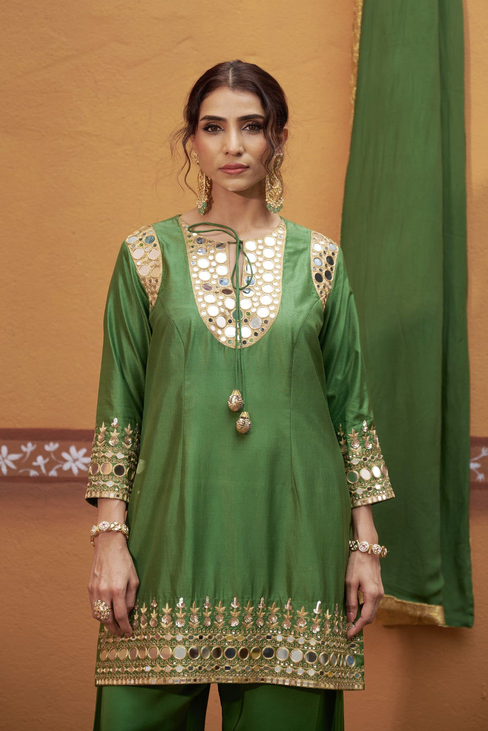 Mirror work hand embroidery green kurta set image 4