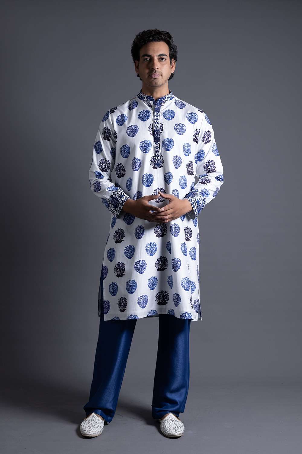 Neeli Buti Leather Work Twinning Set for Mom +  Father  +  Son image 6