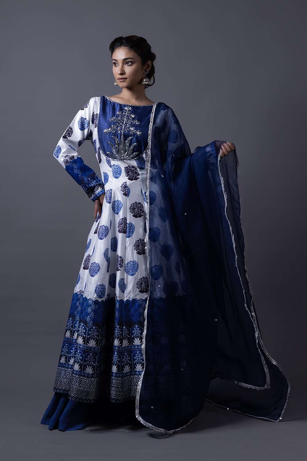 Neeli buti Hand Embroidered twinning set for Mom + Daughter image 3