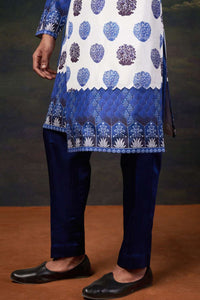 Stylish Angrakha Kurta Set image 4
