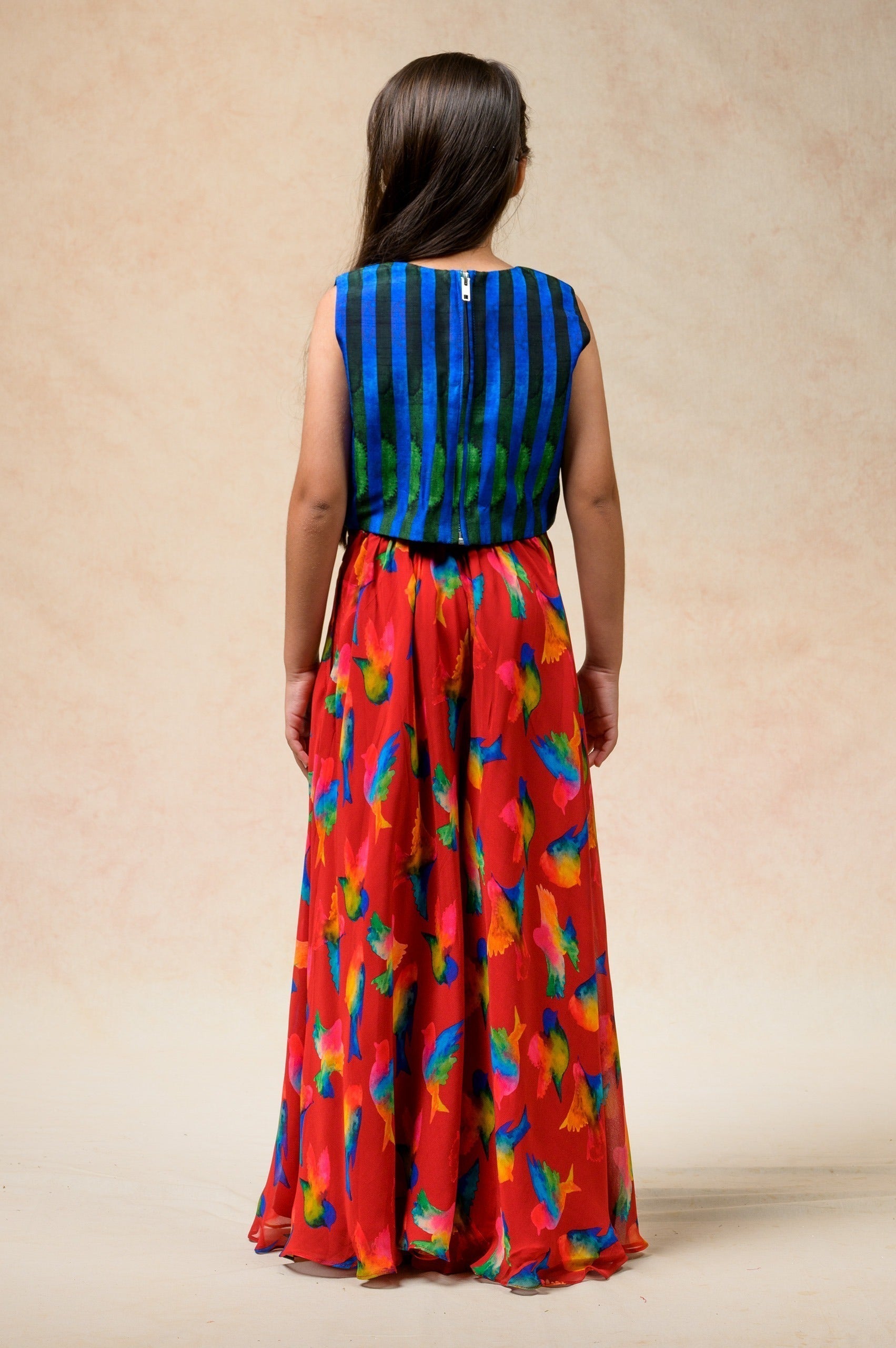 Birds print hand embroidered twinning set for Mom + Daughter + Son image 12