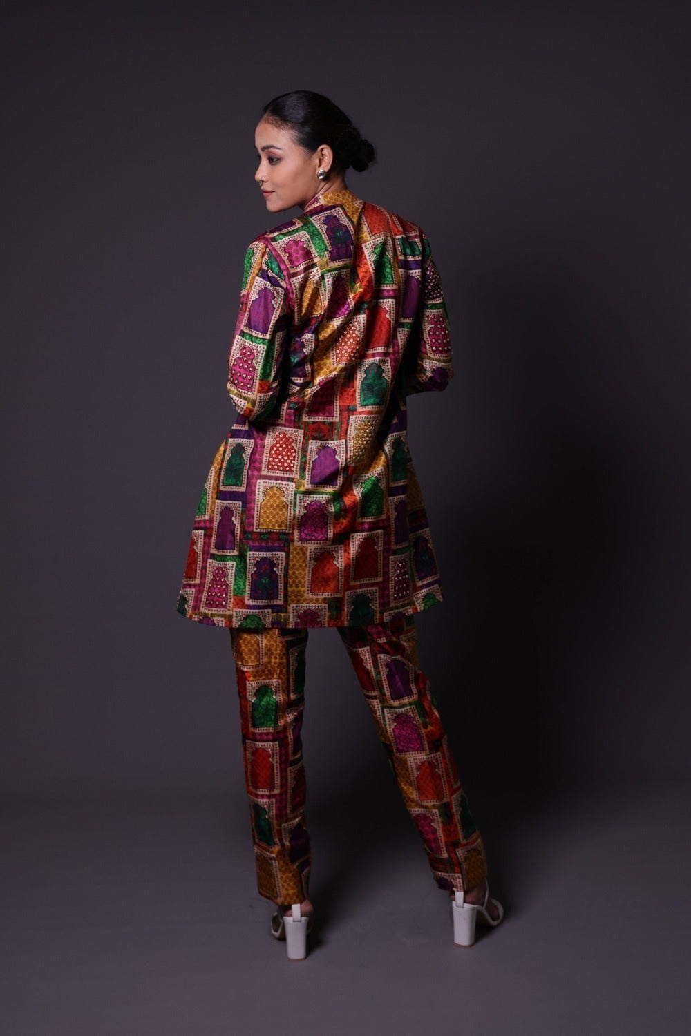 Hand Embroidered Pintuck Kurti With Pants image 5