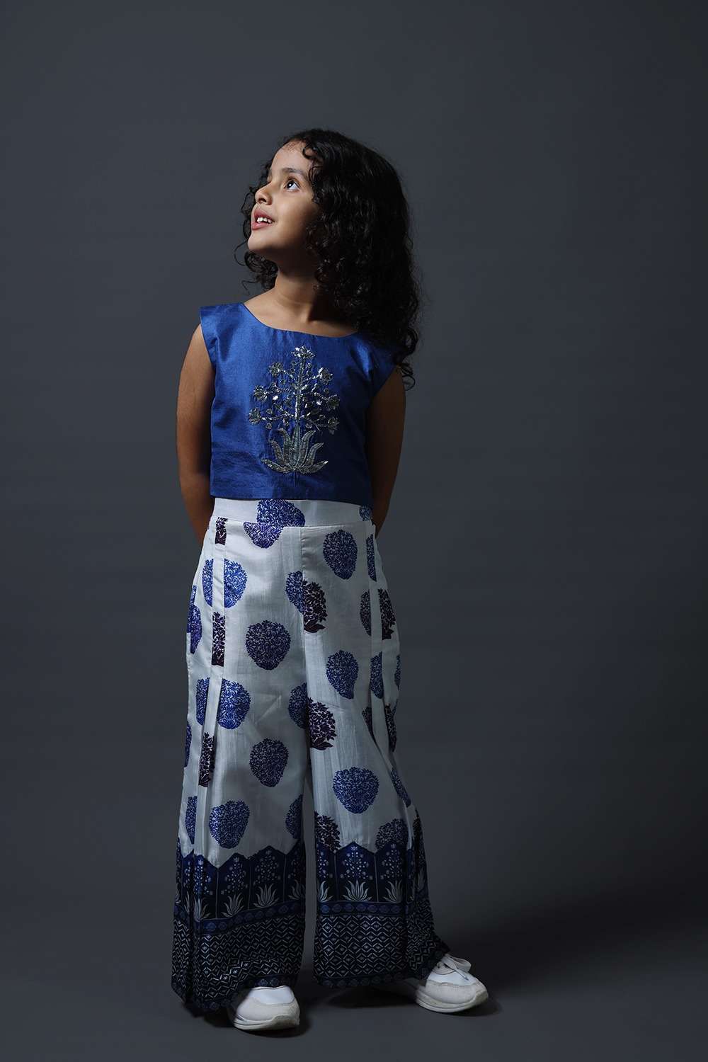 Neeli buti Hand Embroidered twinning set for Mom + Daughter image 9