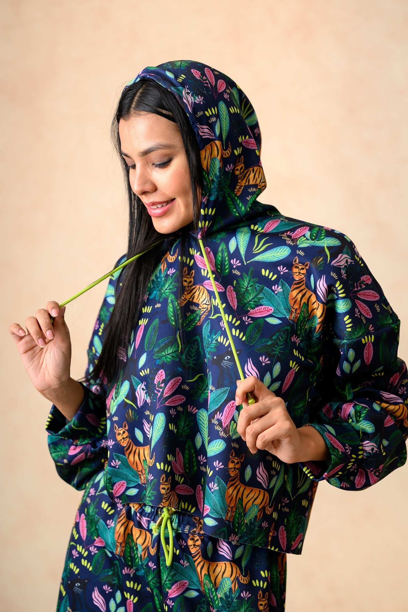 Jacket With Jogger twinning set for Mom + Daughter image 7