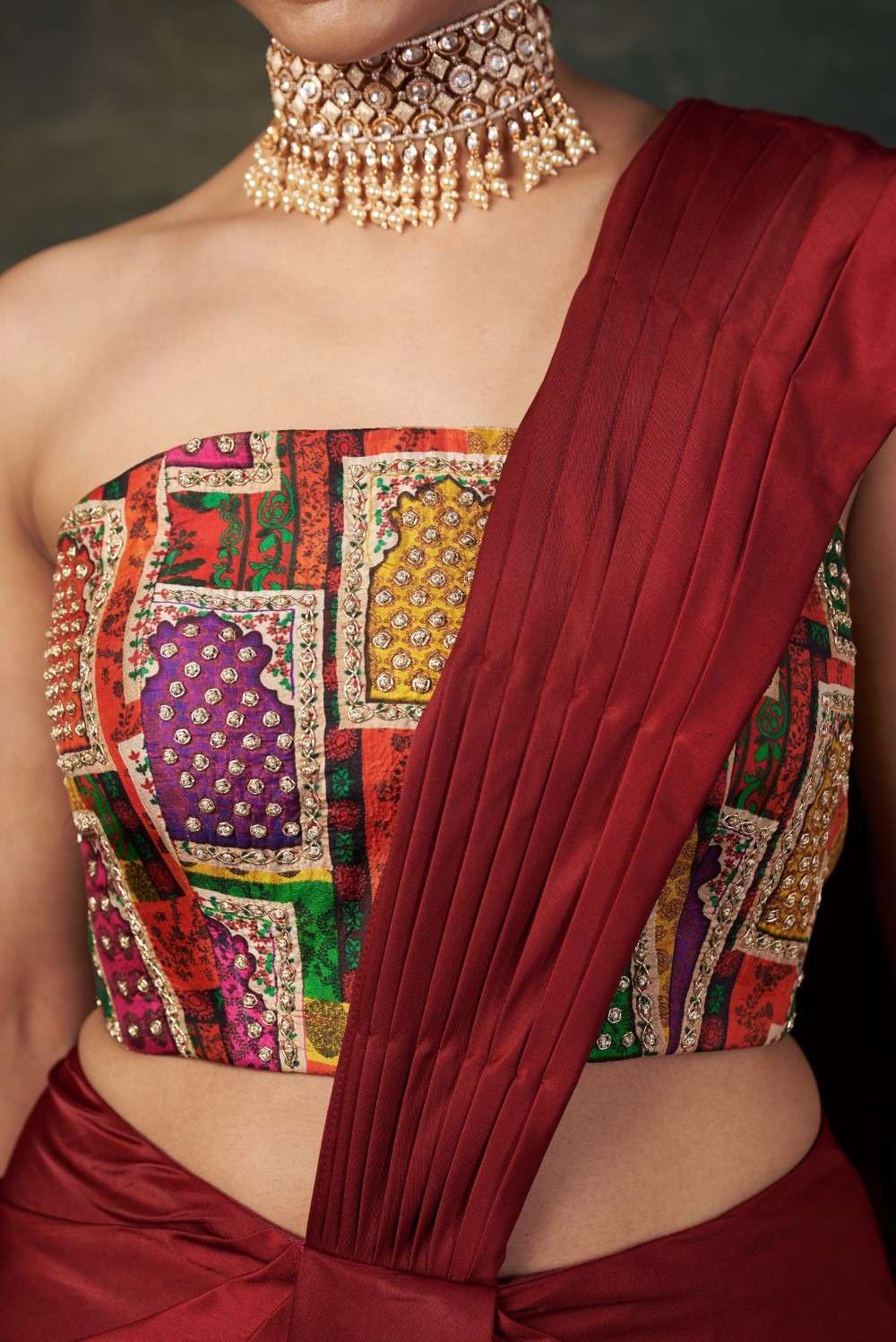 Stylish Strapless Hand-Embroidered Blouse with Pre-Draped Saree image 6