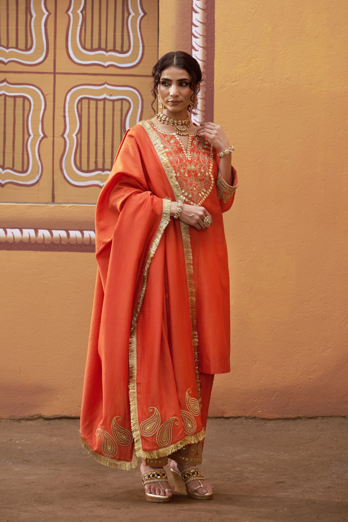 Hand embroidered katdana work kurta set with dupatta - Image 7